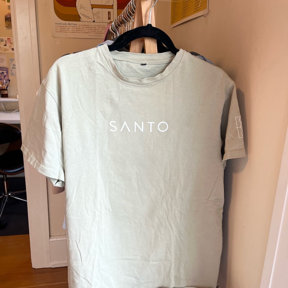 Santo coffee, Seattle - sage green tee